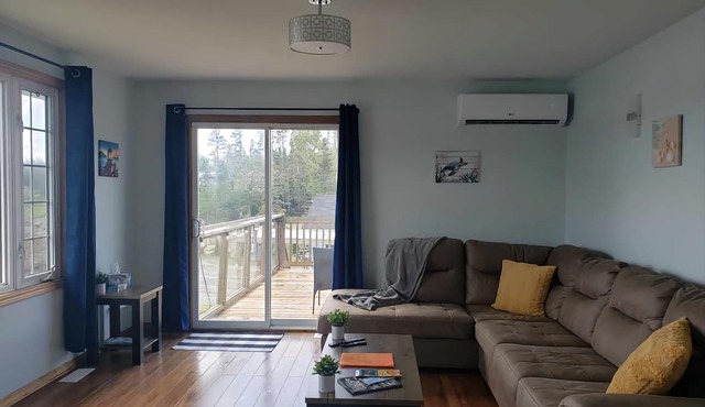 100 Wild Islands Oceanfront- hot tub- Sauna outdoor-Kayaks