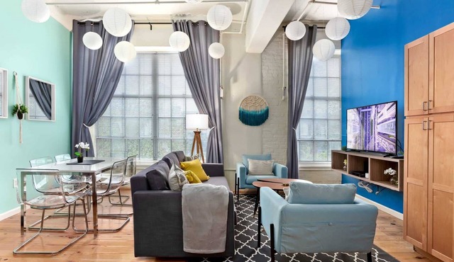 100 Year-Old Historic Brick 2BR Loft High Ceiling5