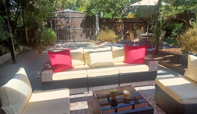 100 YR OLD 5 BDRM PASADENA ENGLISH COTTAGE CHARMER + 1 BDRM GUEST COTTAGE