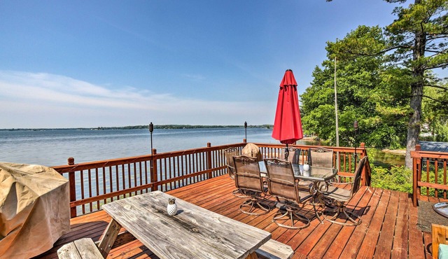 1000 Islands Cabin in Chippewa Bay by RedAwning