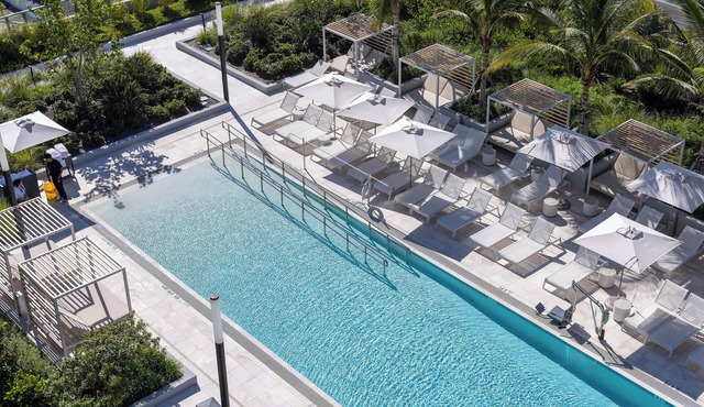 1006 - 72 Park 1-Bedroom Apt with Ocean Views, Pool & Gym