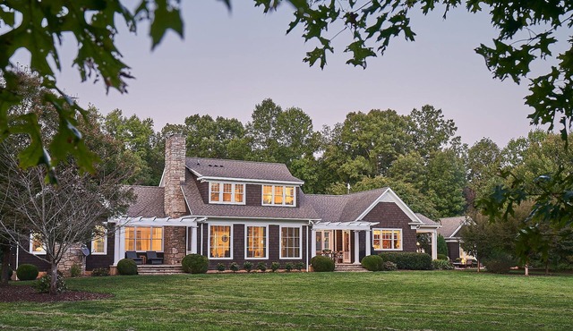 100Acre Estate,Fishing Pond,Game Rm,En-Suite Bdrms, Mins to Main St. & Vineyards