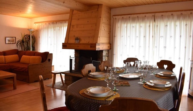 100m from resort center, balcony, tv, ski locker, 105m², Méribel