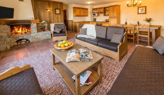 100m from ski slopes, fitness, swimming pool, sauna, balcony, fireplace or stove, tv, ski locker