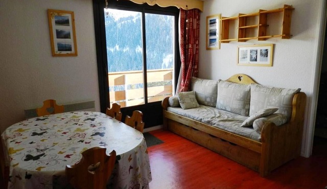 100m from ski slopes, parking, ski locker, 24m², Les 7 Laux