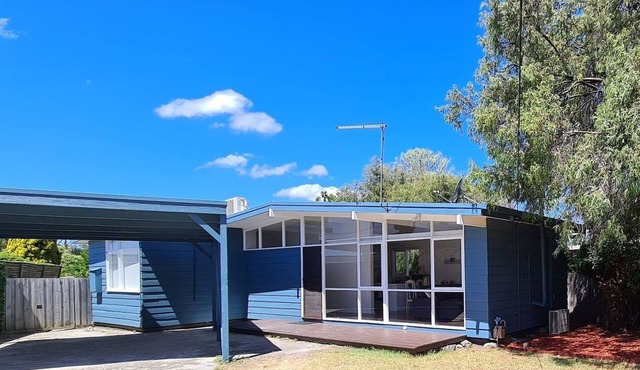 100m to the beach 9min to Hot Springs Pet Friendly, 100m to the beach 9min to Hot Springs Pet Friend