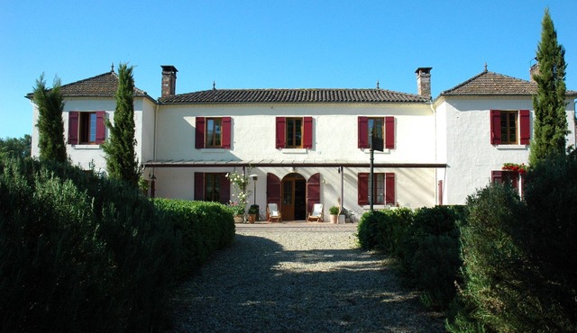 100m² gîte in the South-West for up to 5 people