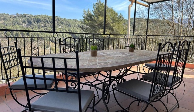 100m2 house 15 km from Nice, air conditioning and wifi