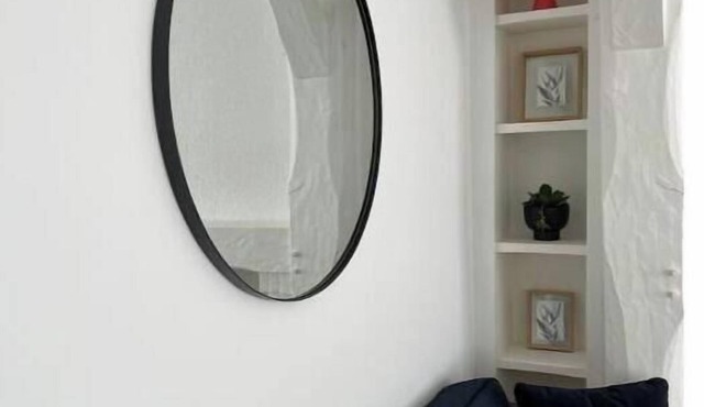 101 ISAHORA - Modern 2-bedroom apartment in the heart of Eu, close to the sea