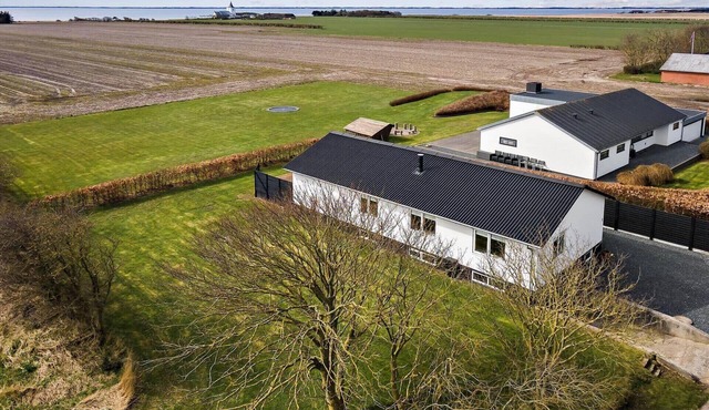 1011 Ringkøbing - N J Fjordsvej 1