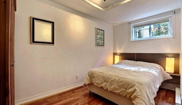 #102 Warm & Tastefully Furnished - Great Location
