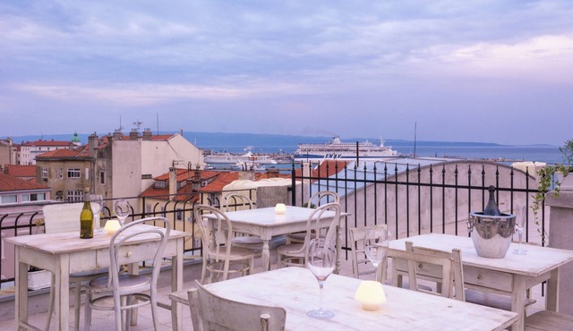 103 luxury room in the heart of Split with roof terrace