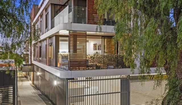 104 Portarlington Esplanade Luxury