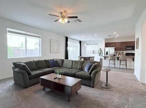 10445 Luxury 5B 3B Near Casino AC n Prking GreatNeighbors