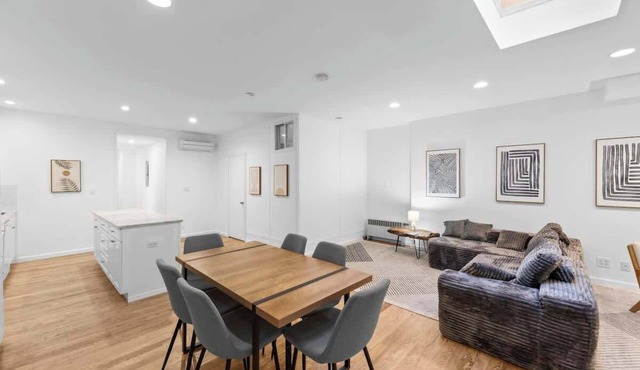 105-1B 4BR in the Heart of the East Village
