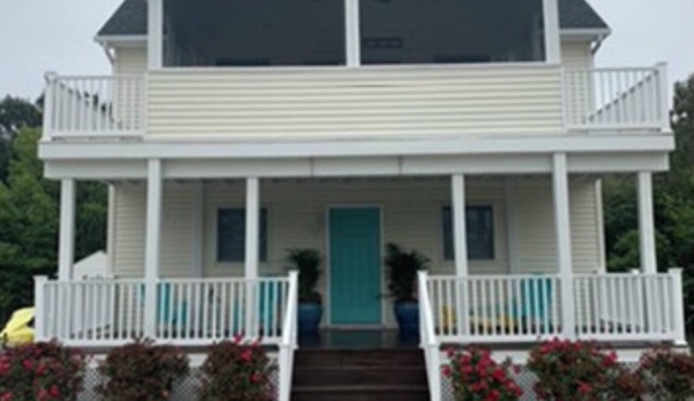 105 Alabama Ave, Milton DE 19968 Beach house, steps from the beach