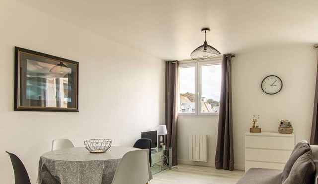 106 - Renovated studio in Sables d'Or Les Pins