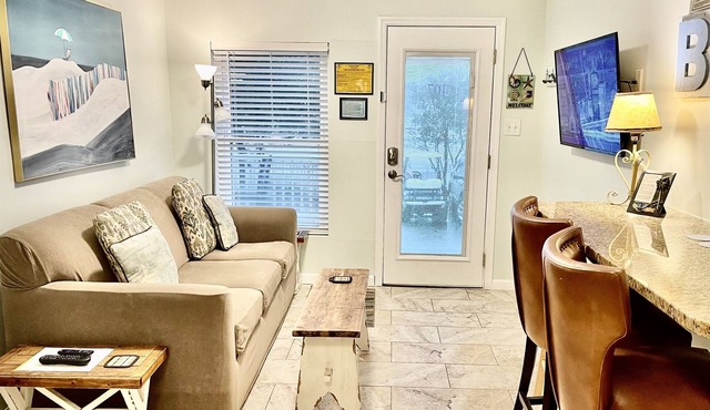 #107 Cozy Corner 2 Bed 2 Bath Beachy Condo