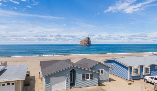 #107 The Sandbox-Beach Front House