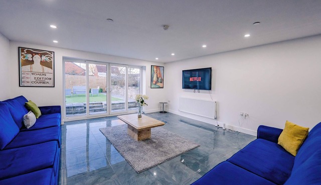 10BR 4Bath Home | Stag Do | Large Group