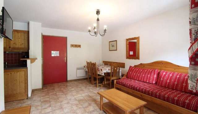 10m from ski slopes, 2nd floor, balcony, parking, tv, ski locker, 40m², Val Cenis