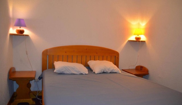 10m from ski slopes, 1st floor, balcony, tv, ski locker, 46m², Les Menuires