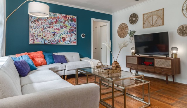 10min to SXSW/UTStadium/Downtown - 20min to F1/COTA- Flexible Terms-PetsOK