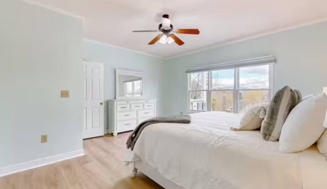 10th Tee Box Townhome w/3 balconies + Pool, Trail