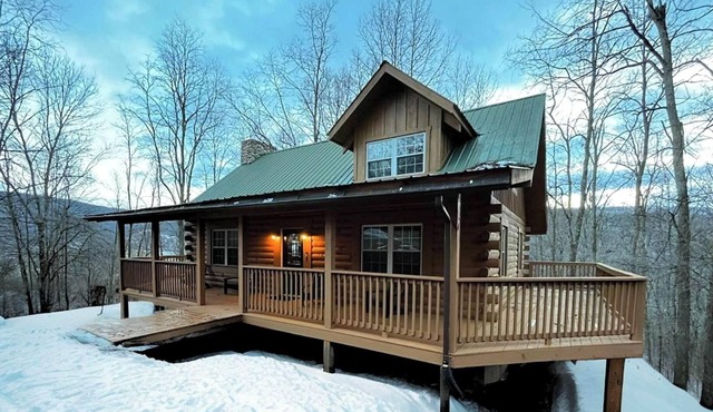 11 Beech - Cozy, Pet-Friendly Cabin!