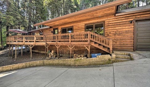 11 Mi to Apple Hill Pollock Pines Resort Cabin