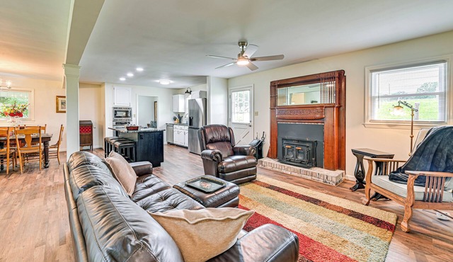 11 Mi to Danville: Family Home in Lancaster