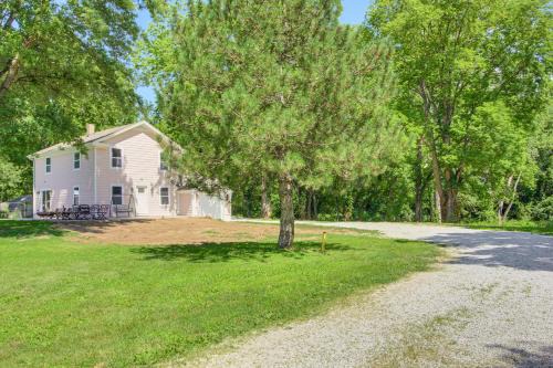 11 Mi to Smithville Lake Private Home Near Winery