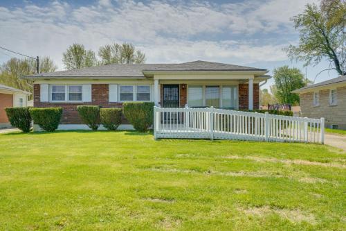 11 Mi to UofL and Norton Hospital Louisville Home