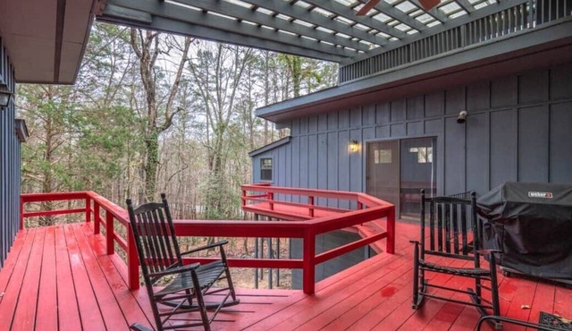 11 Ona Lane - One level home with carport near shopping, restaurants, Lake