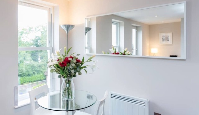 11 Trinity House - 2 bedroom apartment