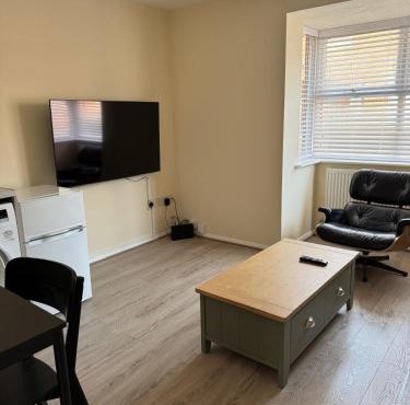 11 York House apartment