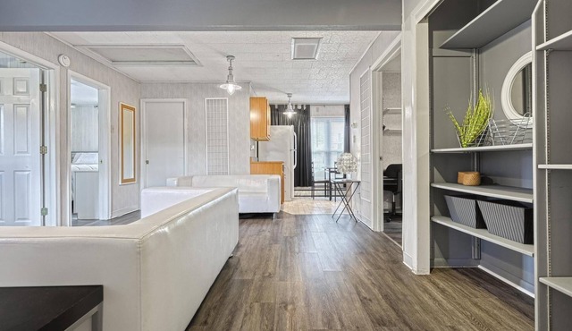 1100 sq ft Cottage (Family/Group Favorite)