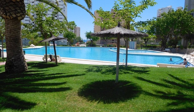 110m2 apartment +18m2 terrace and large pool, Alicante, Playa San Juan