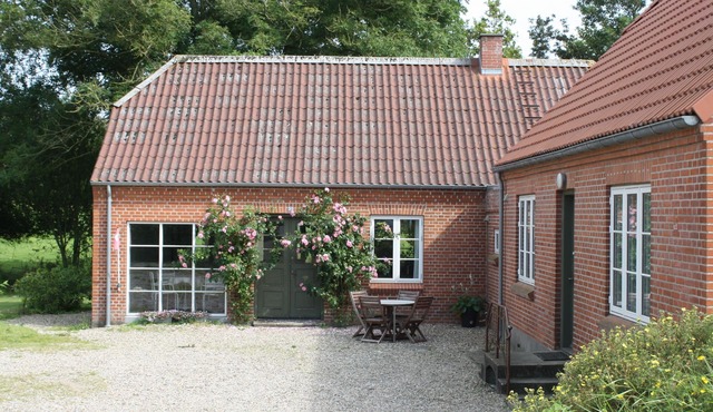 110m2 cozy and lovely holiday home. Only 7 mins. drive to Nykøbing M City.