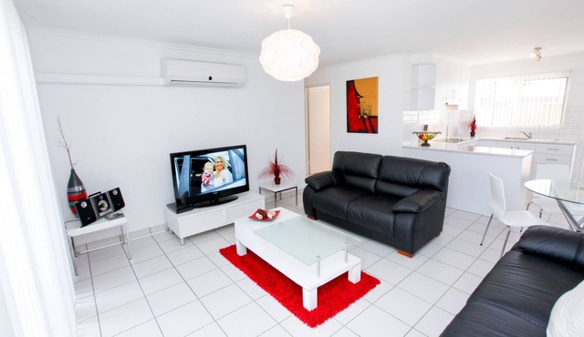 112 Olive Apartments