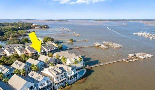113 Waters Edge - Sunset Haven - Renovated Riverside Townhome - Pool & Fishing Pier