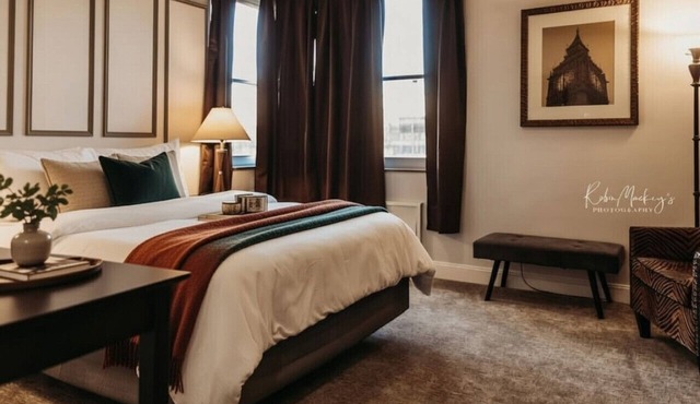 116 · Timeless #116 - Hotel Phillips