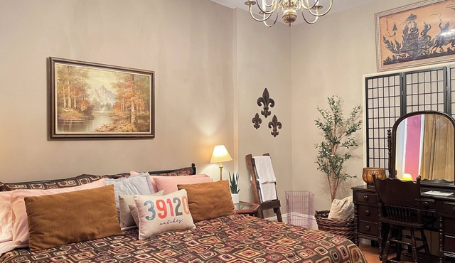 118 B&B - Center of Historic Downtown Natchez Listed Instant Book on