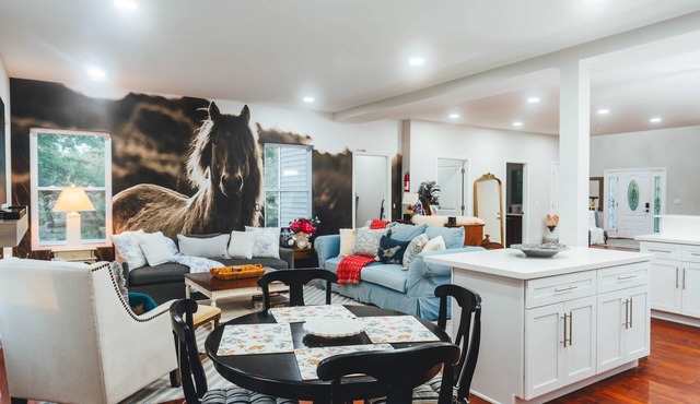 11BR Beach Retreat | Long Branch NJ | Sleeps 21