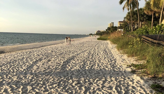 11th Floor, end unit, Luxury Ocean View Naples Condo