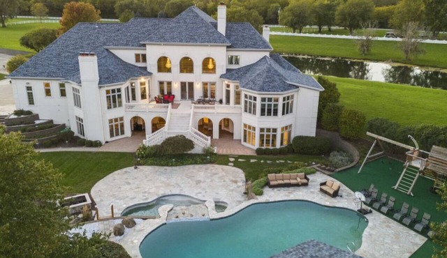 12,000 SF Mansion w/Pool & Lakeview