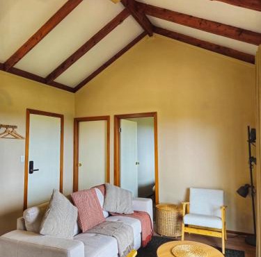 12 apostles cottages