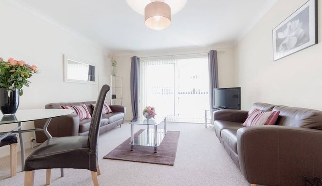 12 Cascades - 1 bedroom apartment