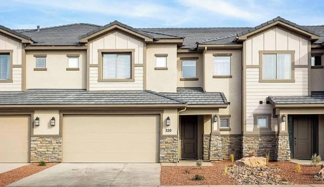 12-Guest Luxury Retreat-Near Zion, Pool & Fire Pit
