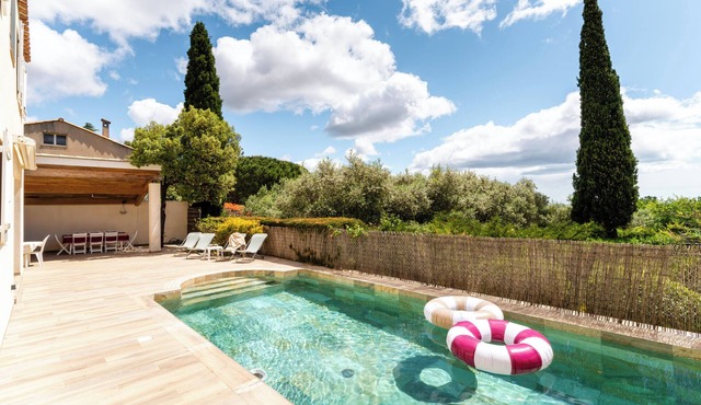 12-Guest Private Pool Villa near Béziers